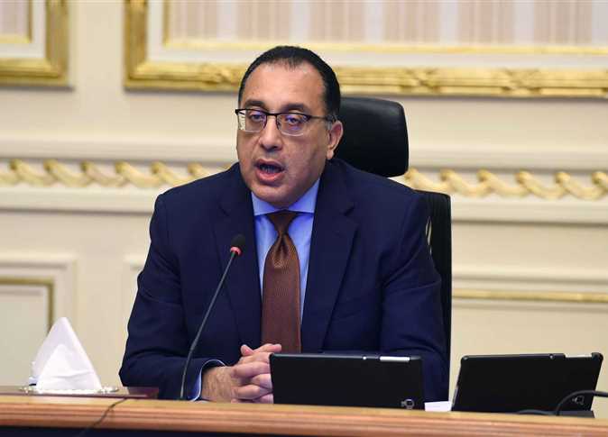 مؤتمر صحفي لرئيس الوزراء المصري ومسؤولي صندوق النقد الدولي